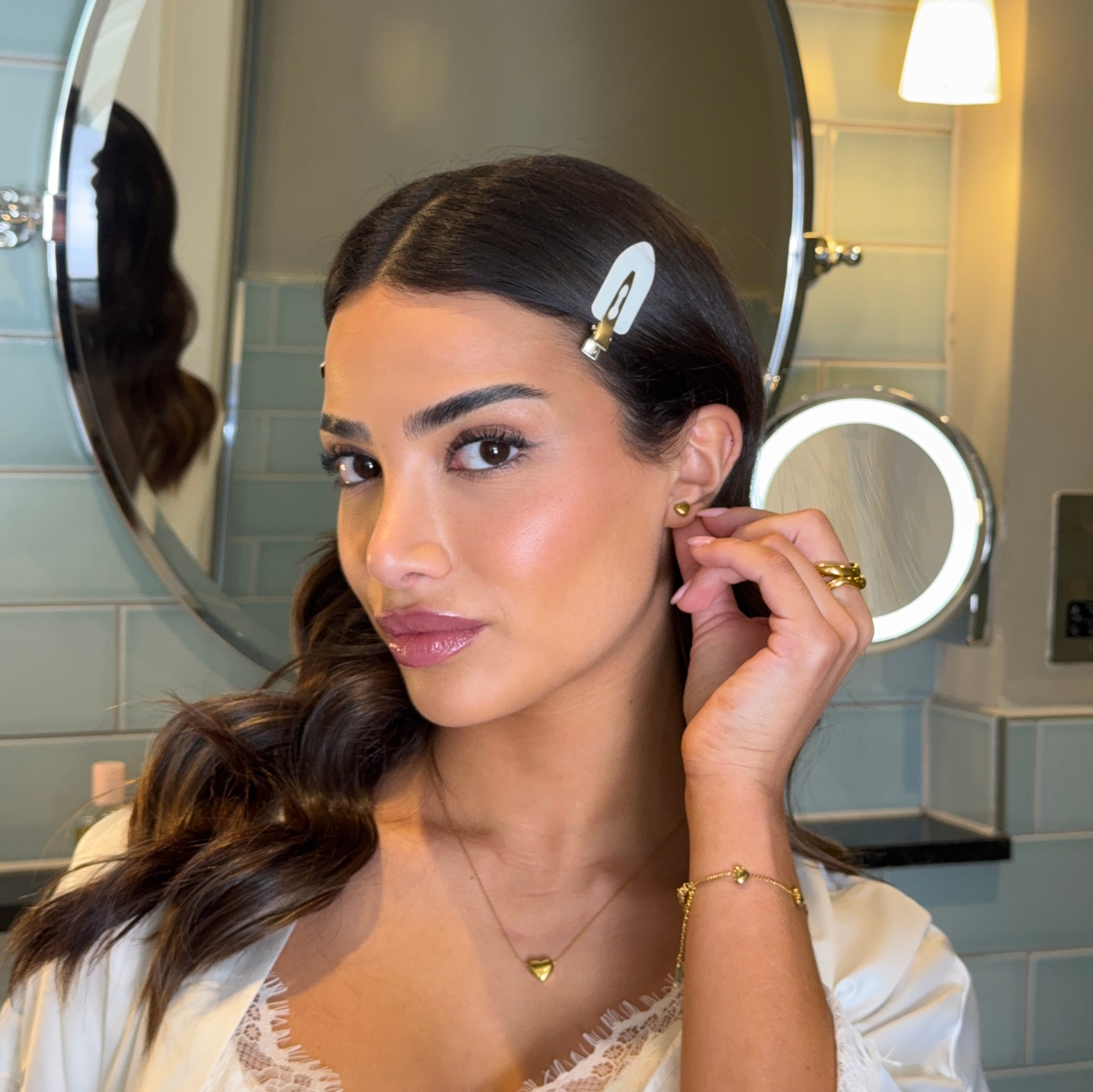 Mini Heart Stud Earrings - Gold