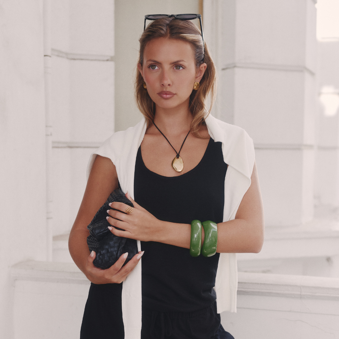 AVOCADO ROUNDED BANGLE