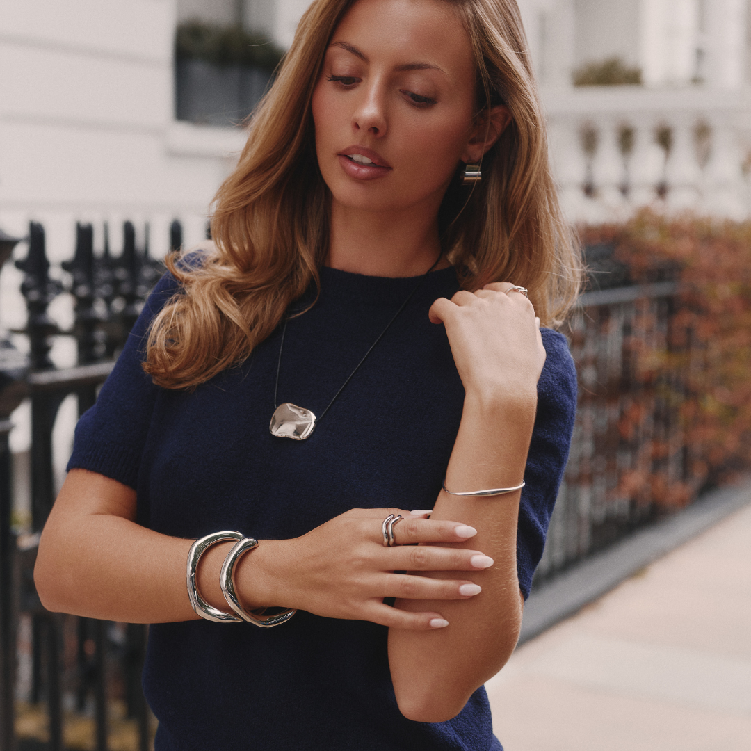 SCULPTURAL OPEN BRACELET