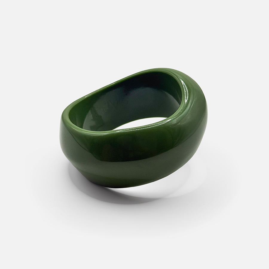 AVOCADO SCULPT BANGLE