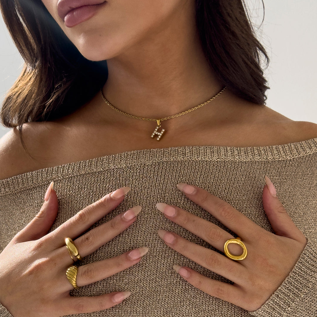 TWISTED INITIAL NECKLACE