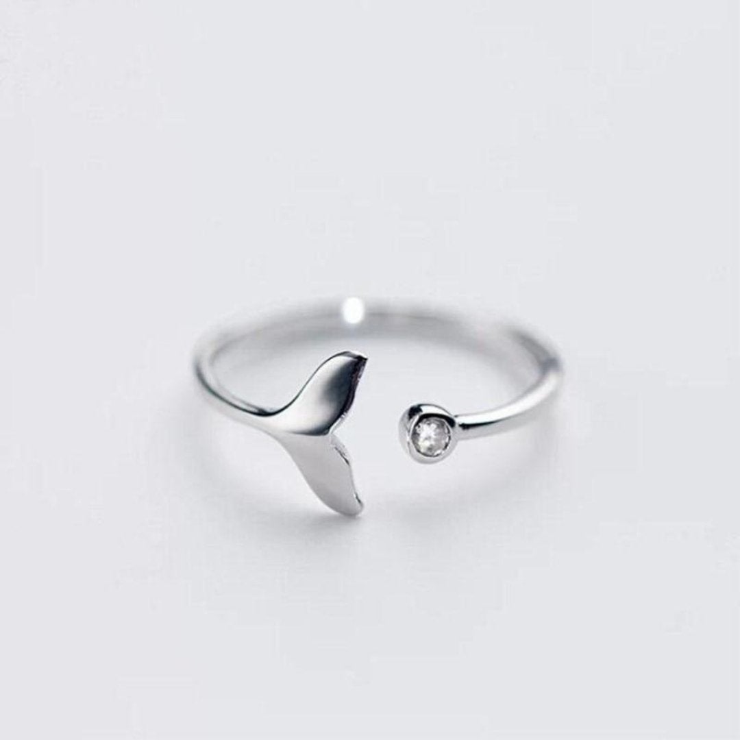 Adjustable Dolphin Tail Ring
