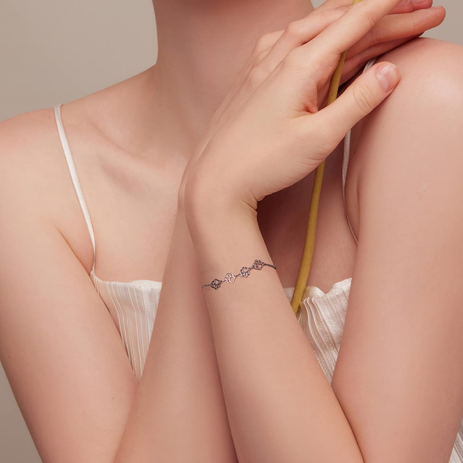 Dog Paw Print Bracelet – Adjustable Bracelet