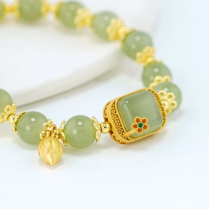 Exclusive Cubical Sugar Lotus Seedpod Alloy Bracelet