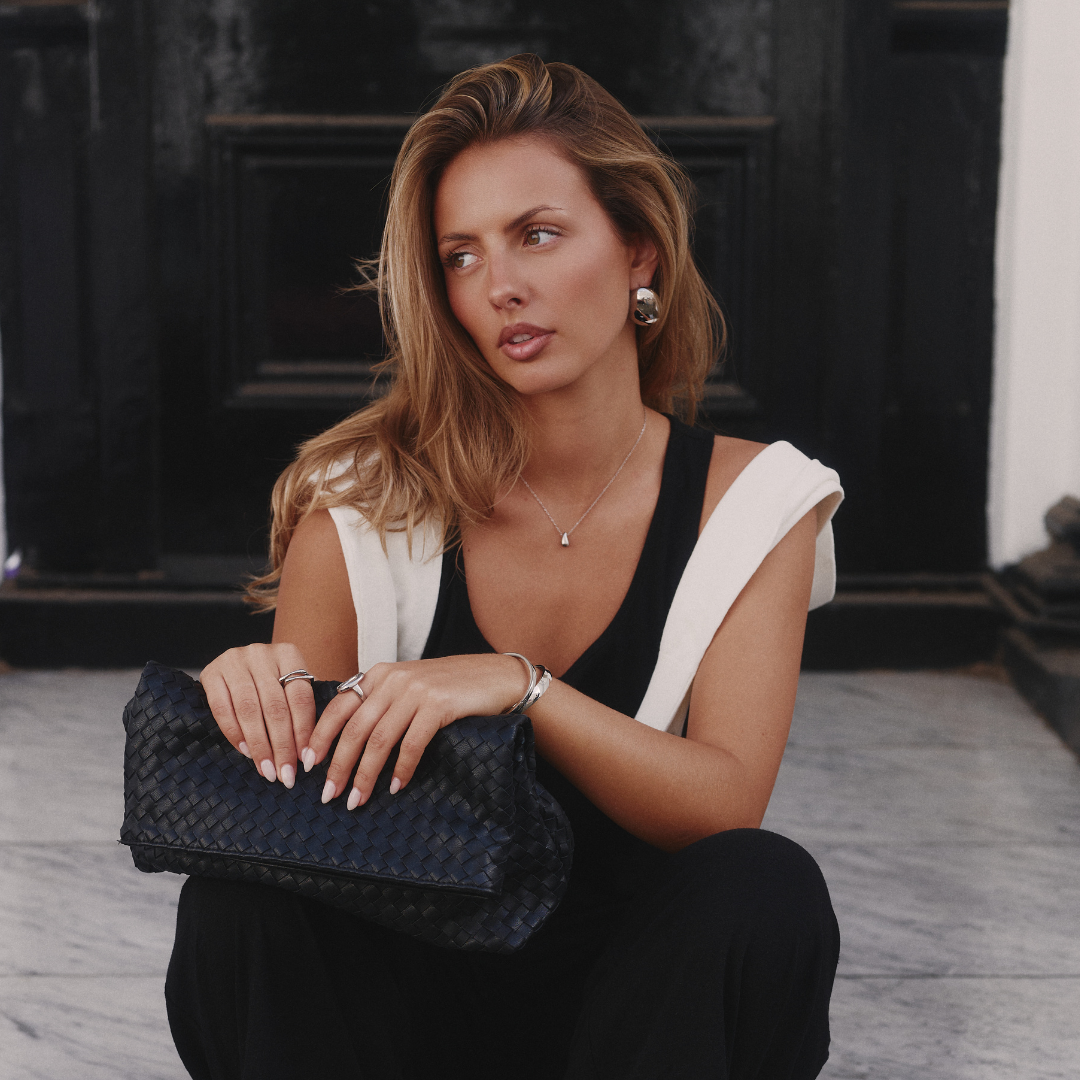 SILVER OVAL EARRINGS