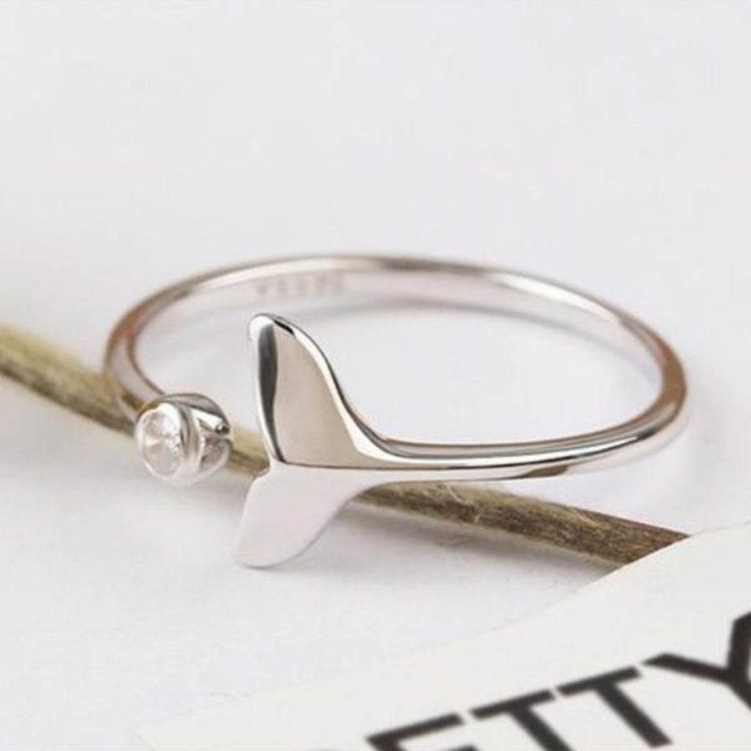 Adjustable Dolphin Tail Ring