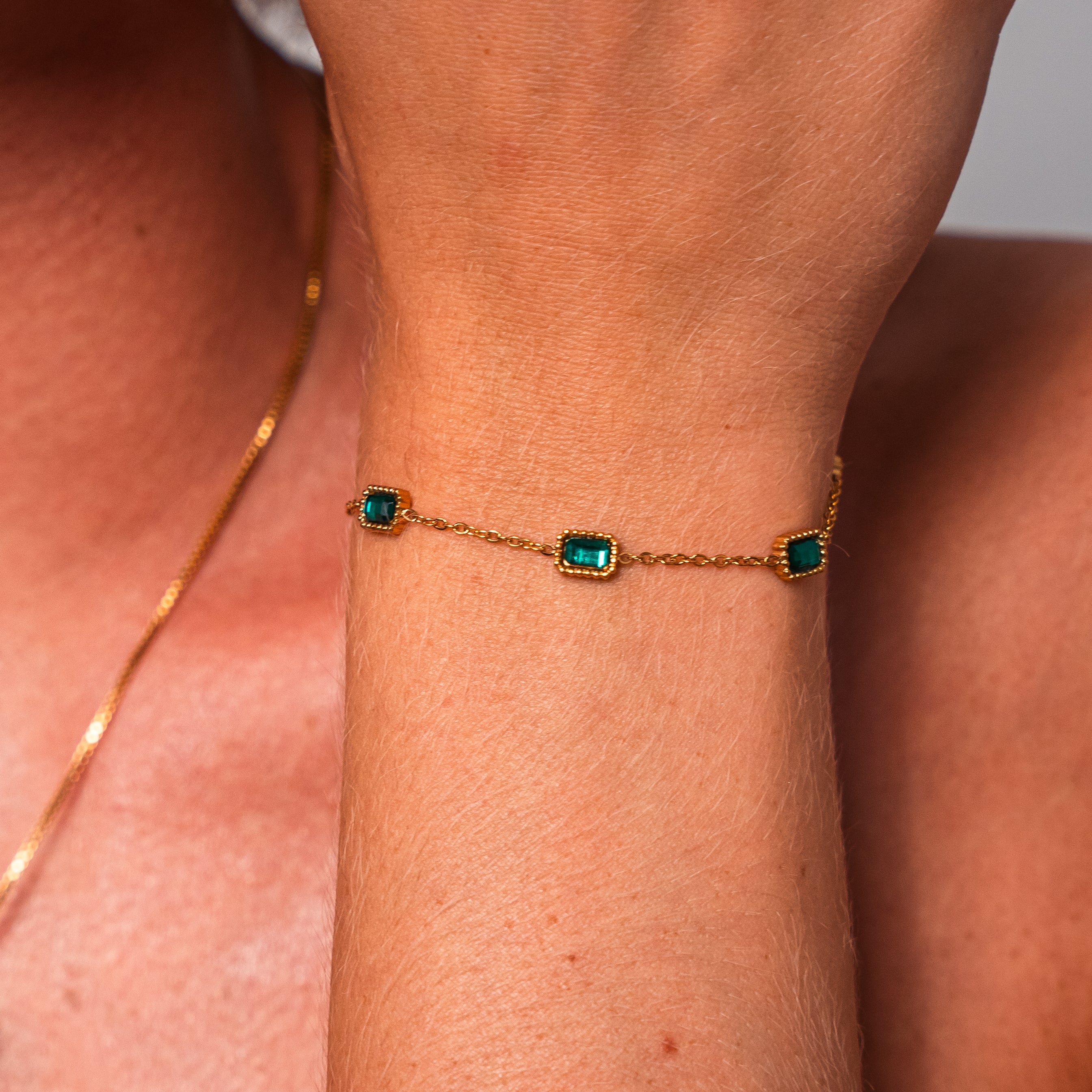 Dreifaltigkeit der Smaragd-Eleganz