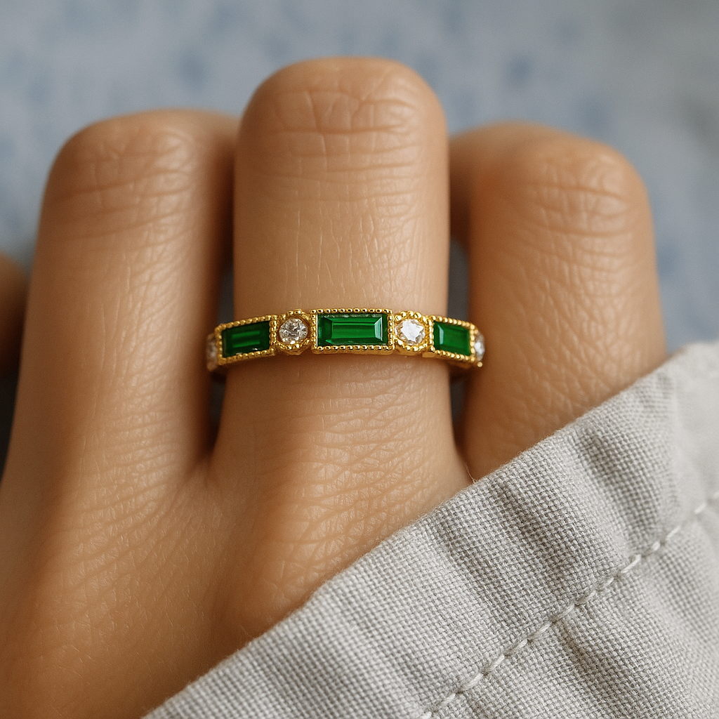 Green Inlaid Zirconia Gold Ring