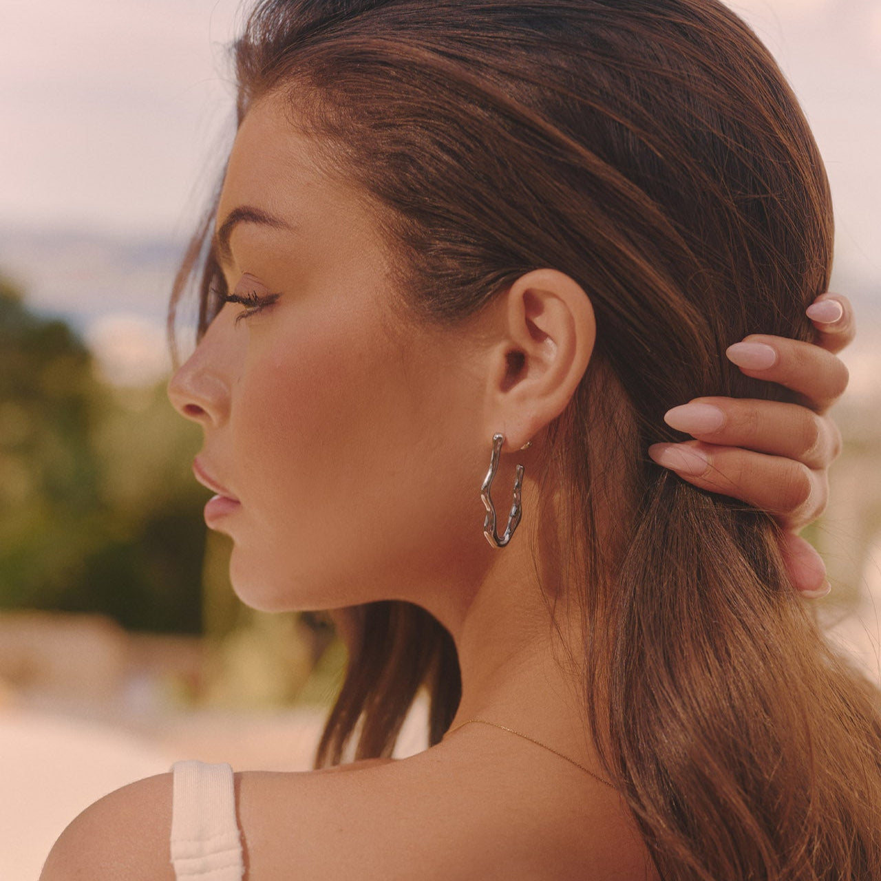 ZEPHYR HOOP EARRINGS - SILVER