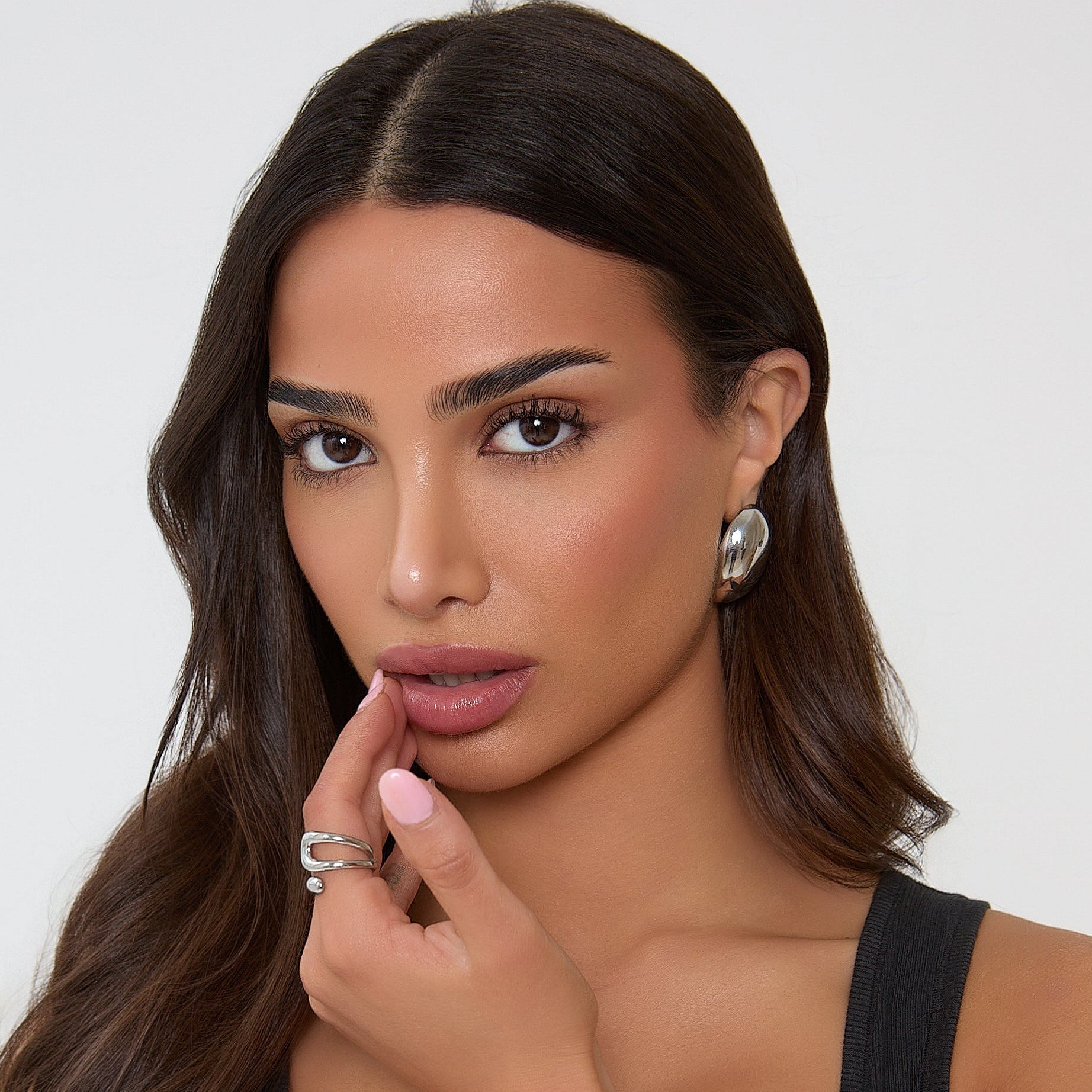 SILVER OVAL EARRINGS