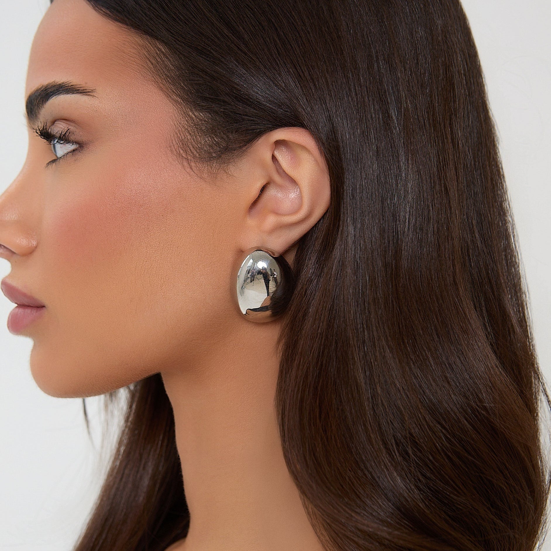 SILVER OVAL EARRINGS