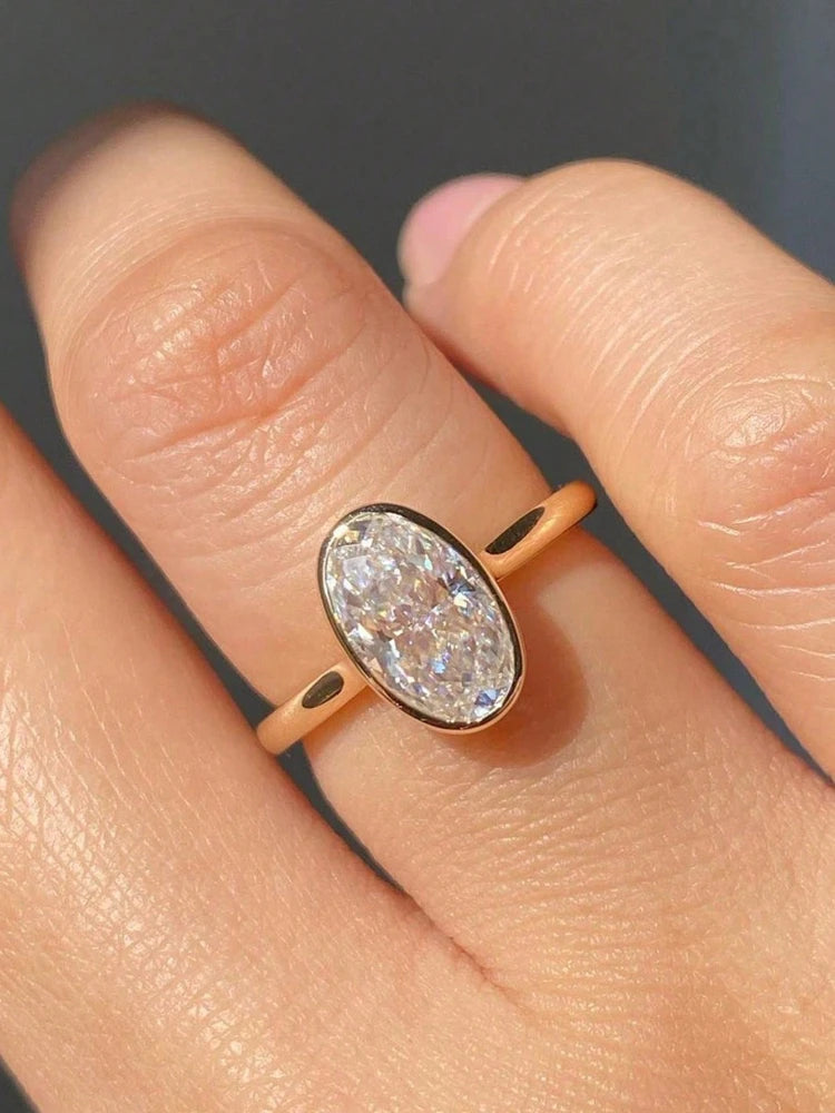 Classic Elegant Zirconia Ring