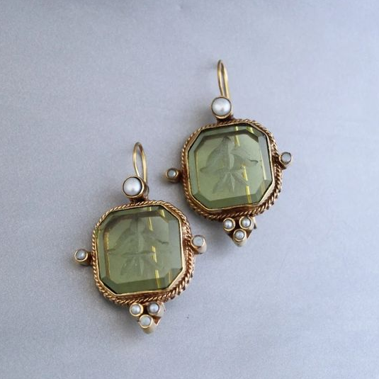 Unique Vintage Green Pearl Earrings