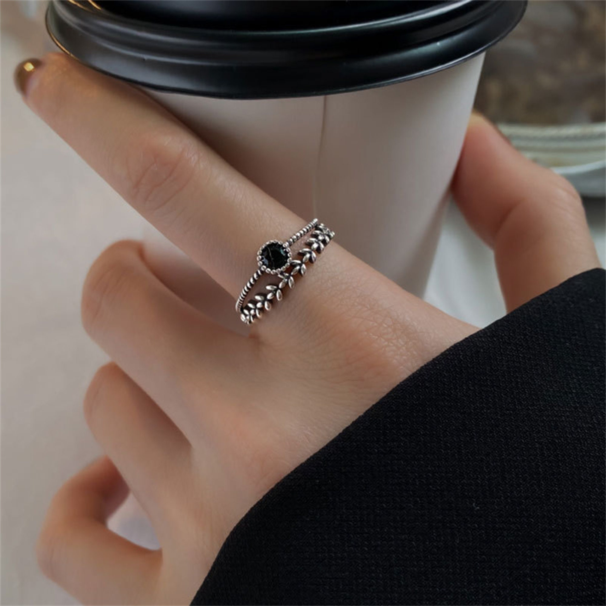 Onyx Leaf Ring