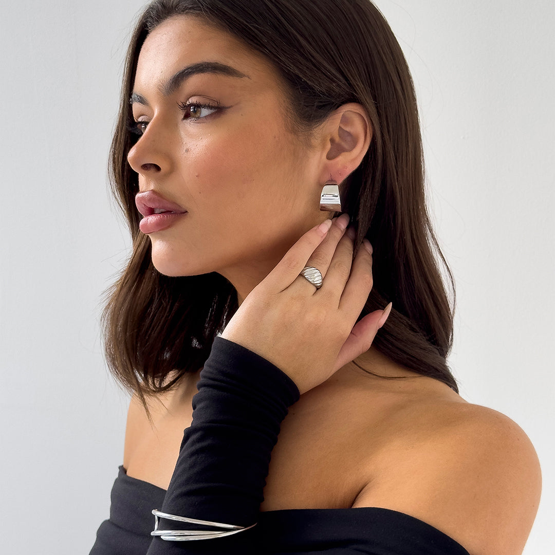 RIPPLE RING SILVER