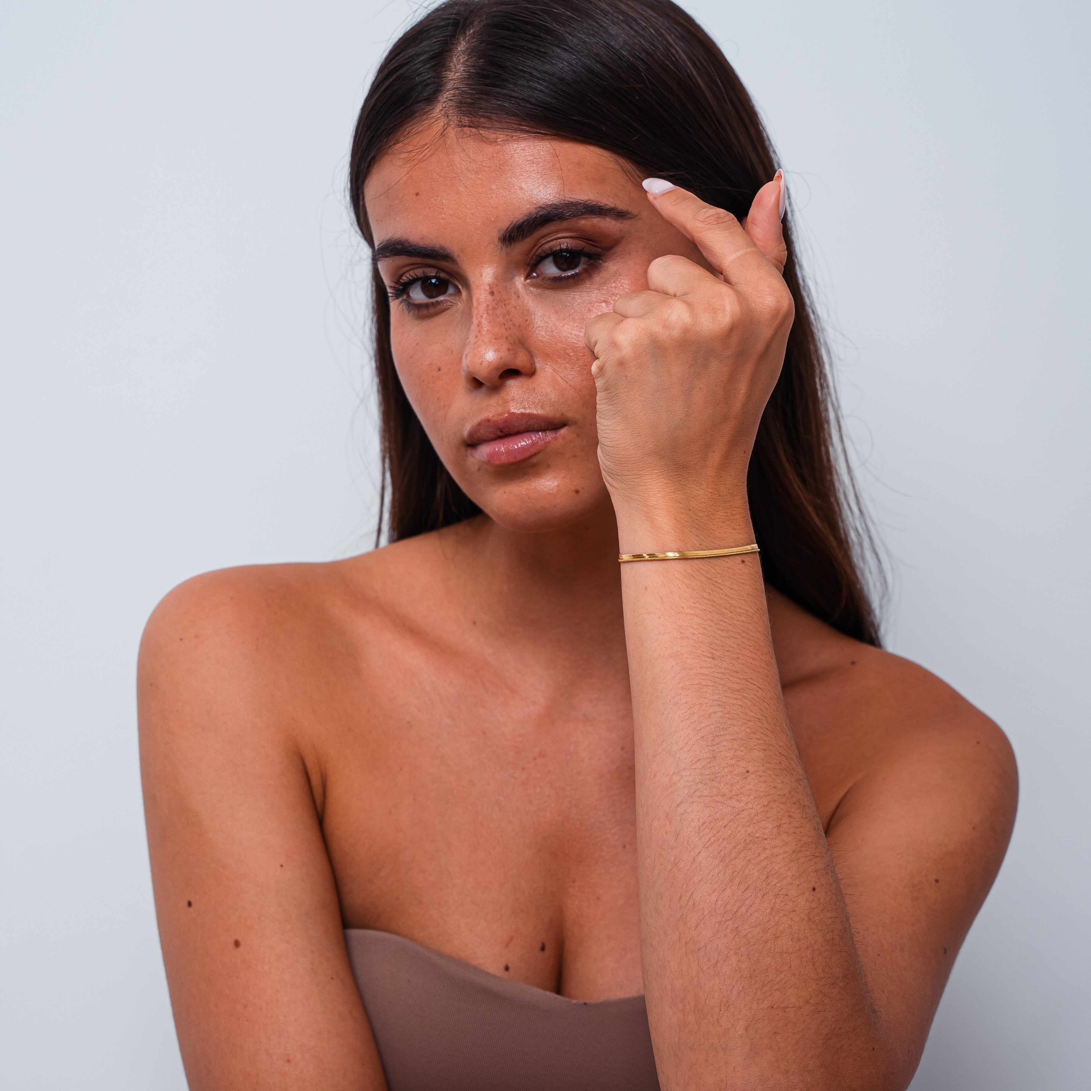 Schlangen-inspiriertes Sarya-Armband