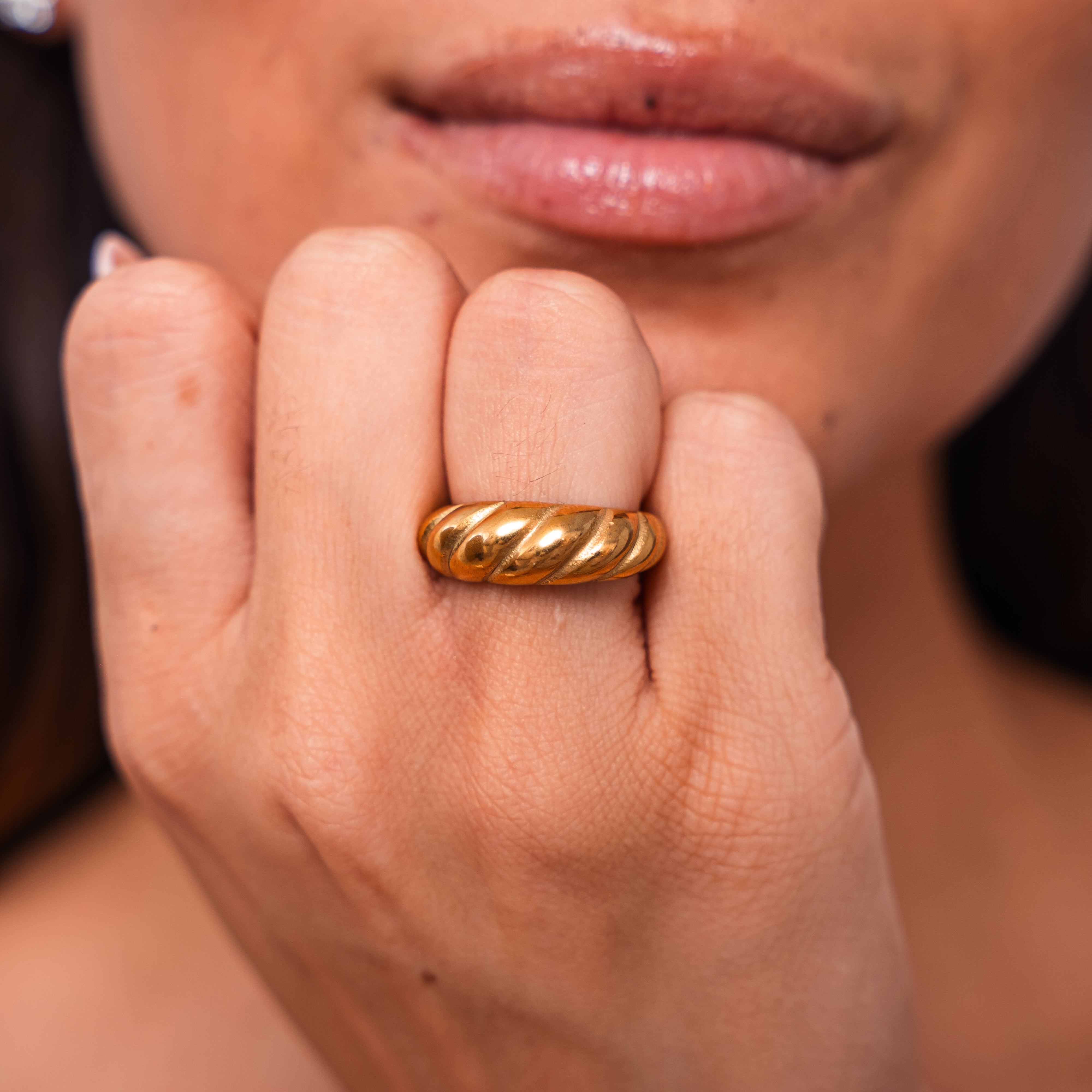 Alleria: Verzaubernde Eleganz