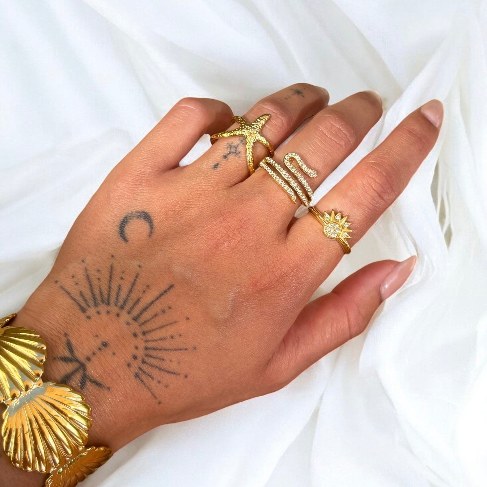 Elowen Ring (Adjustable)