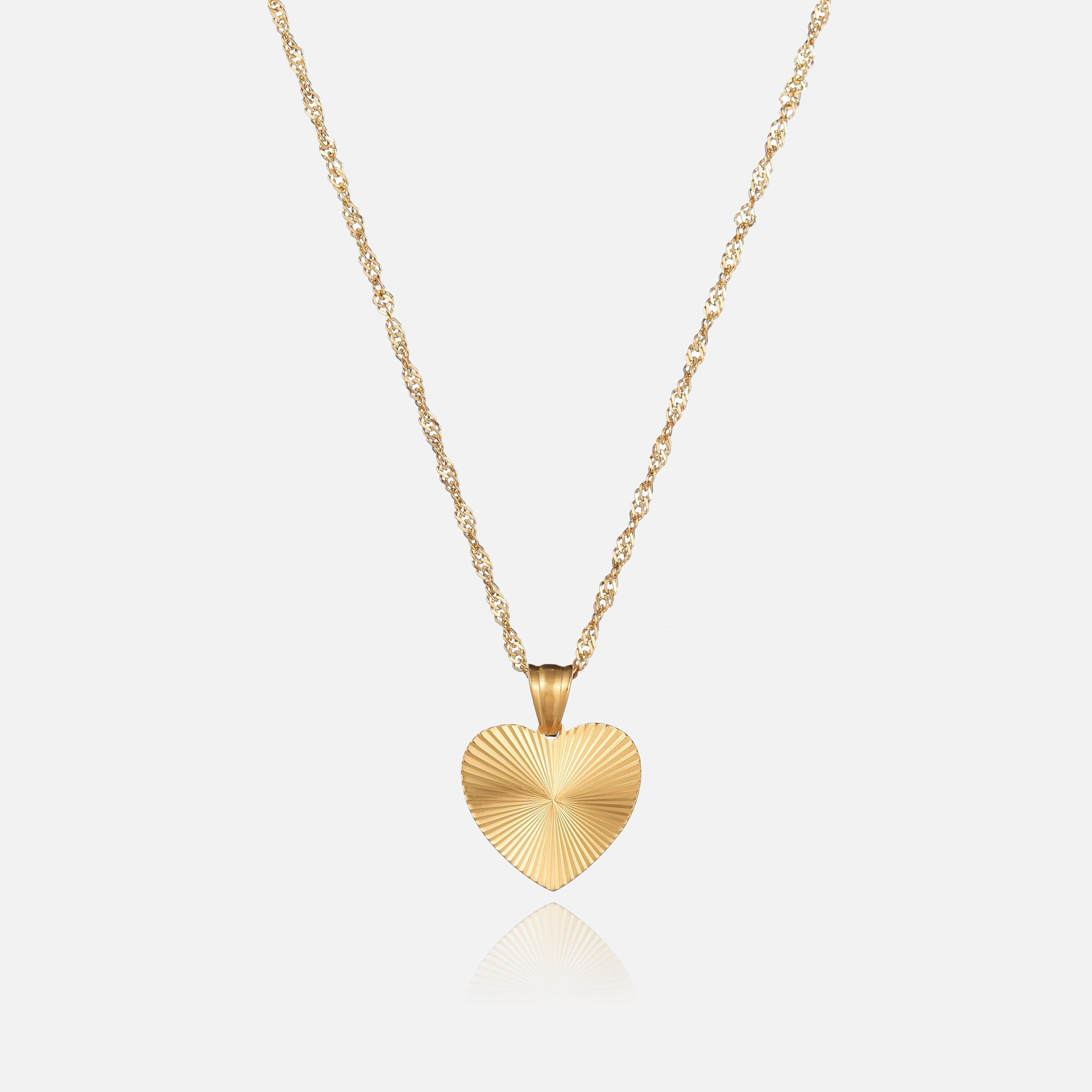Amour Necklace
