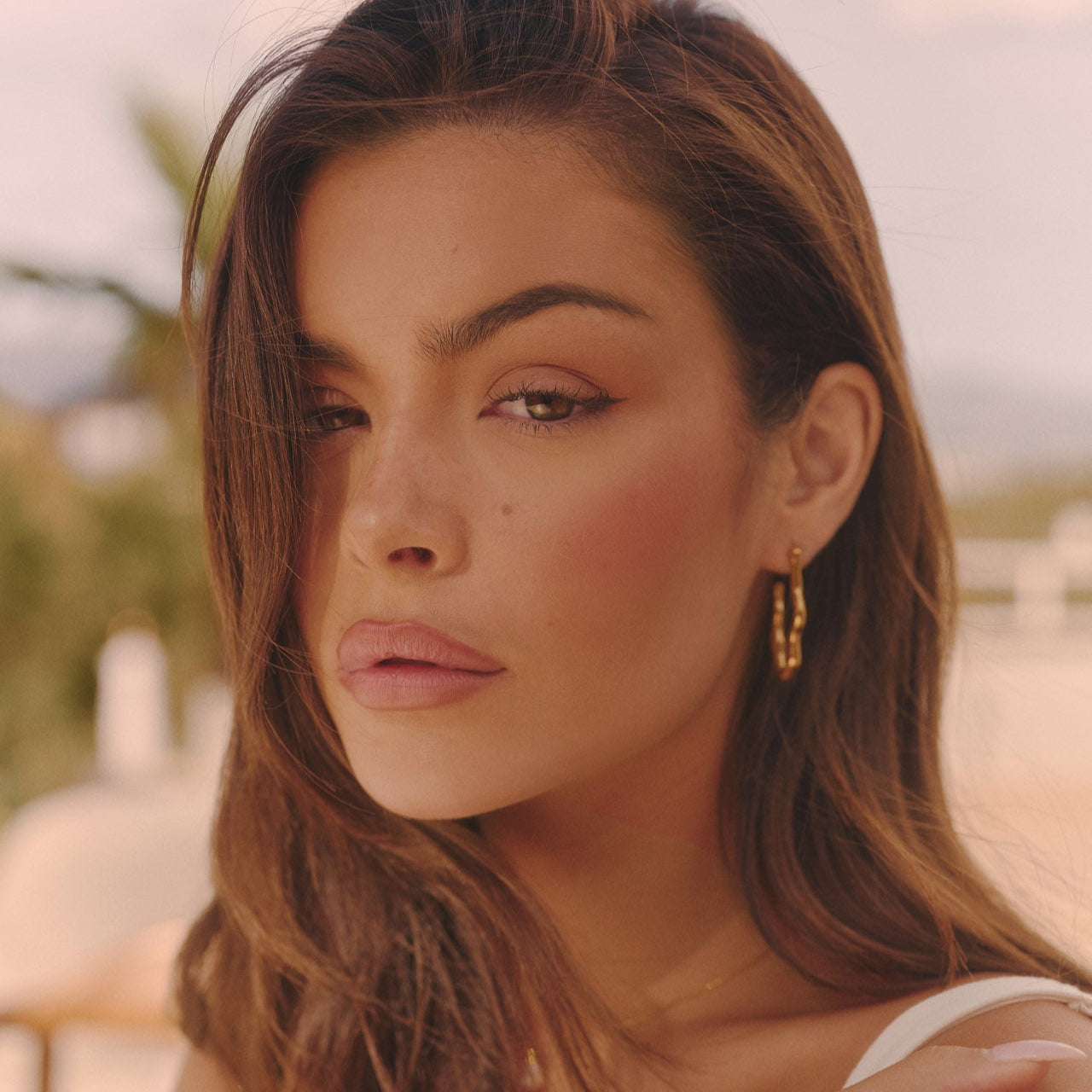 ZEPHYR HOOP EARRINGS - GOLD