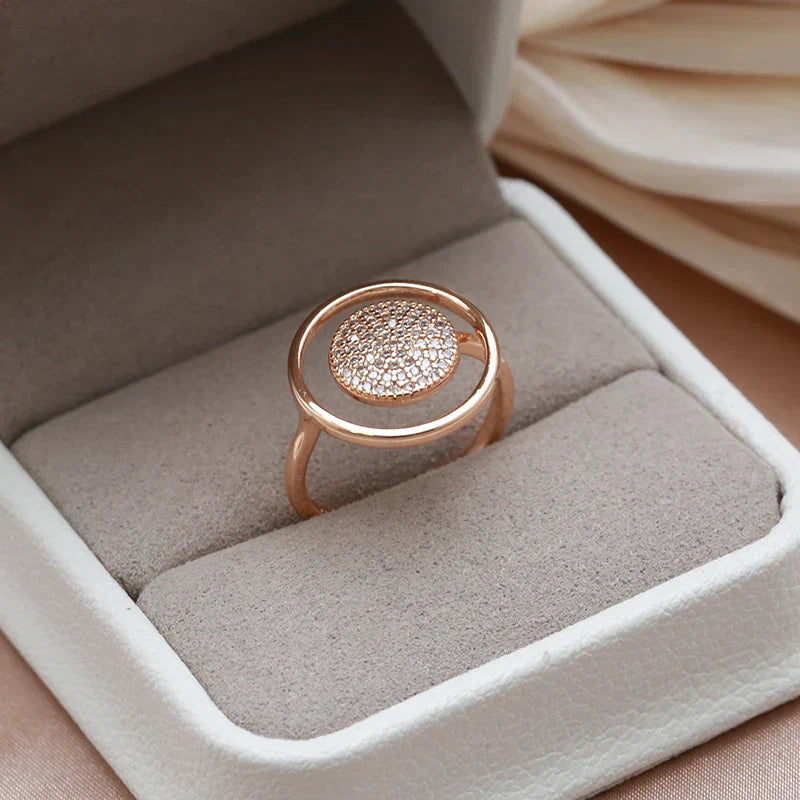 Luxury Shiny Ring in Rose Gold