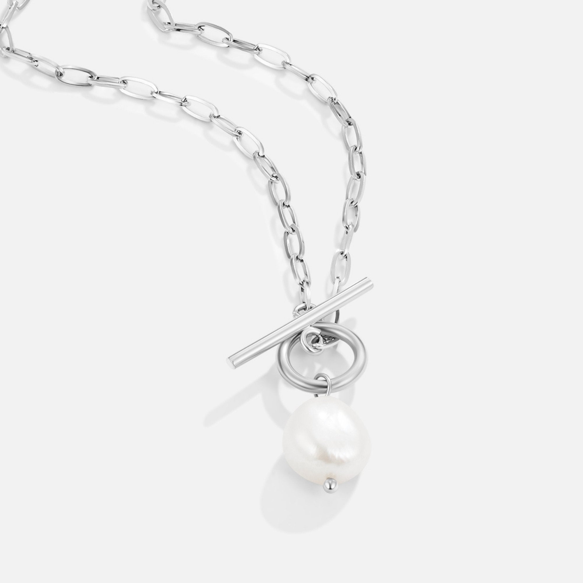 Eva Pearl Silver Necklace