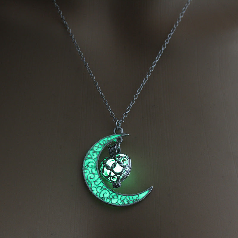 Glowing Pendant Necklace Silver Plated Chain for Women