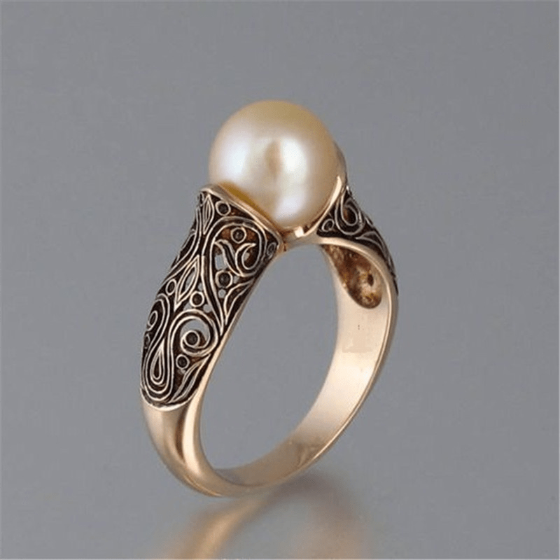 Golden Pearl Vintage Ring
