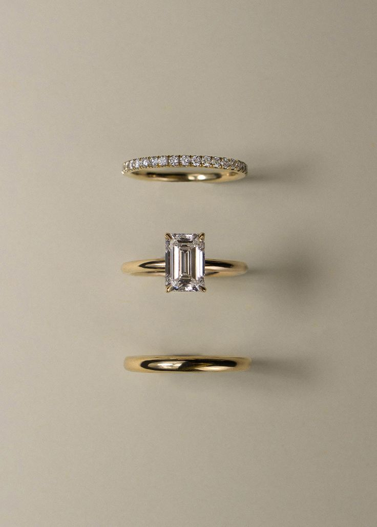 Elegant Simple Zirconia Ring Set