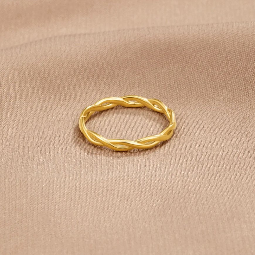 Gold Twist Ring